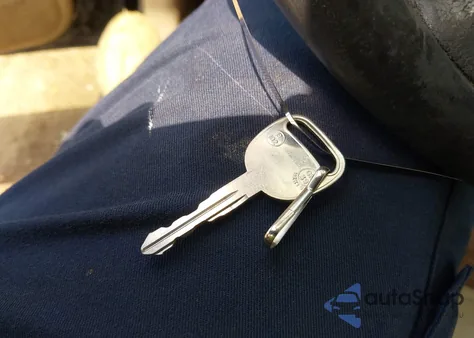 2004 GMC Yukon Slt z USA, uszkodzony, nr VIN 1GKEC13T44R283601